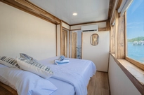 Signature Cabin