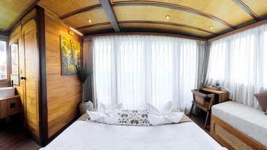 Candi Cabin 1