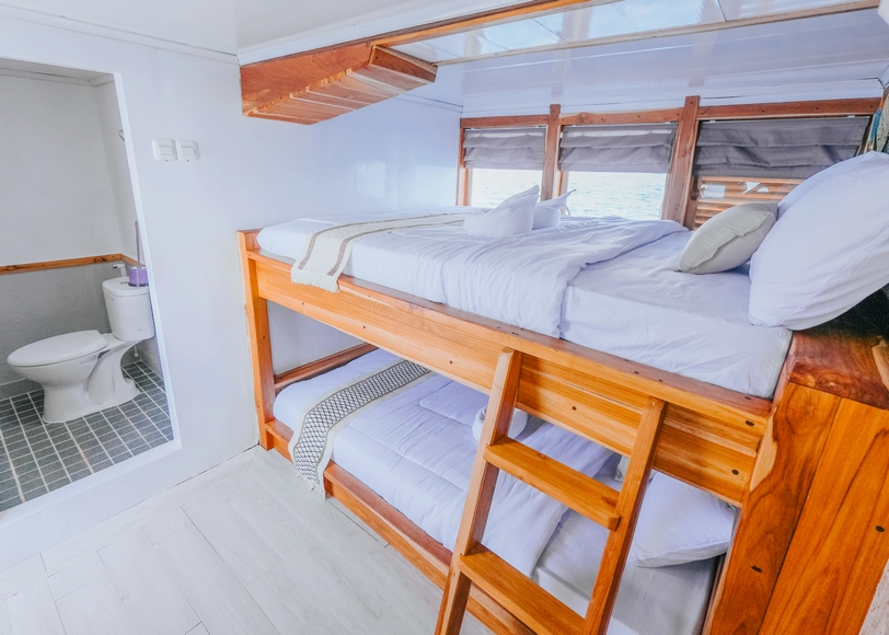 Shared Cabin 2 4Pax