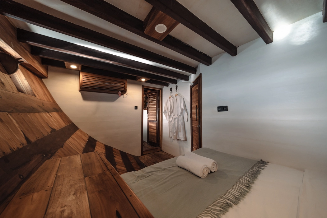 Banda Cabin