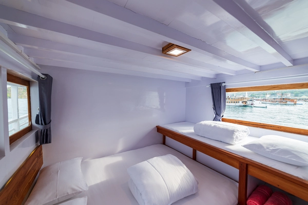 Triple Cabin 2