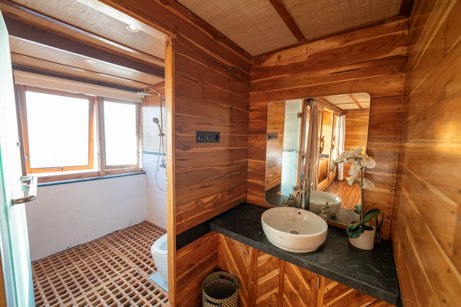 Master Cabin