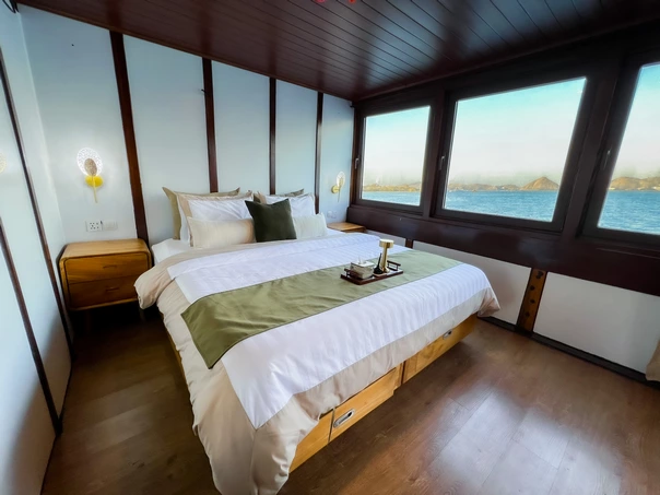 Deluxe Cabin 1