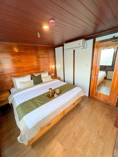 Deluxe Cabin 1