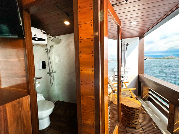 Deluxe Cabin 3