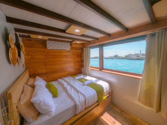Deluxe Cabin