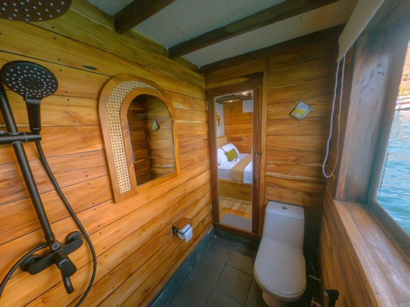 Deluxe Cabin