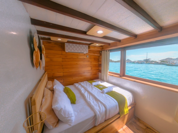 Deluxe Cabin