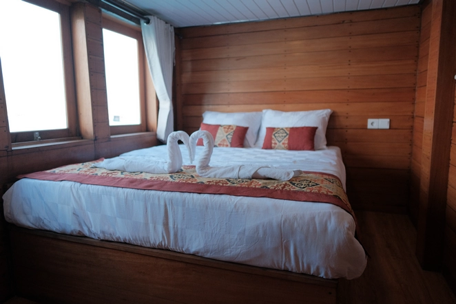 Deluxe Cabin 2