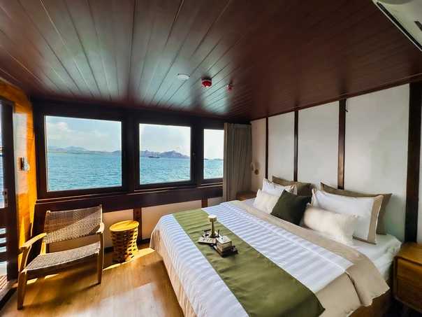 Deluxe Cabin 2