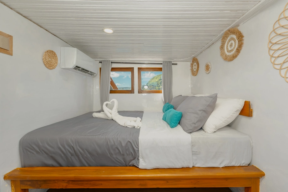 Private Cabin 3