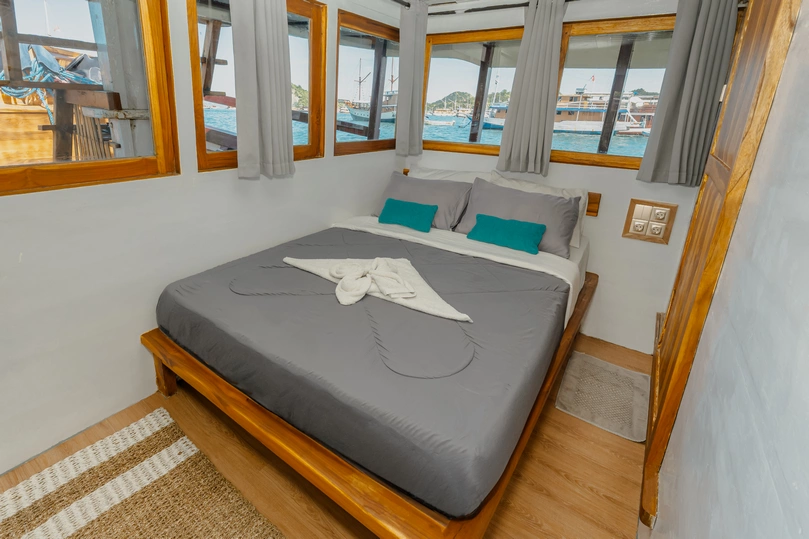 Private Cabin 4