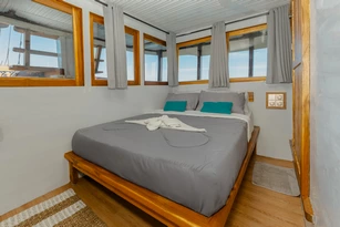 Private Cabin 4