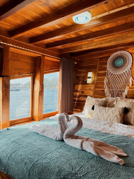 Deluxe Cabin 1