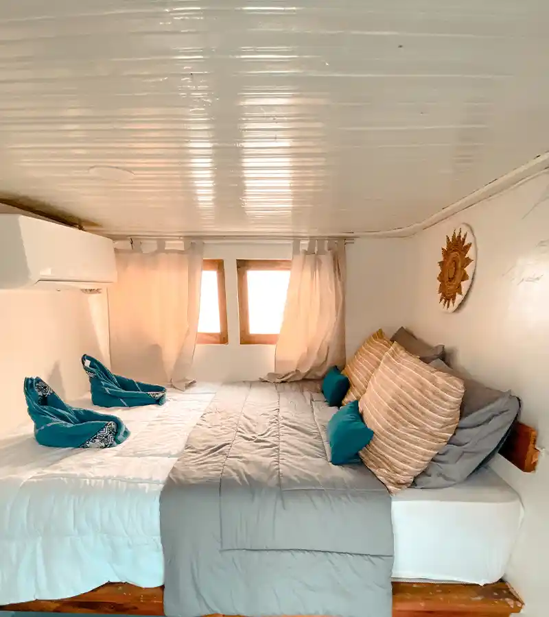 Private Cabin - Phinisi Deluxe 1