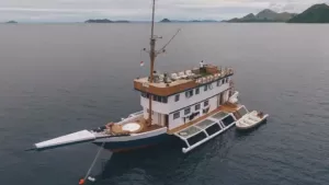 Sewa kapal Phinisi Luxury Labuan Bajo, Phinisi Luxury Sea Familea, Phinisi Luxury III